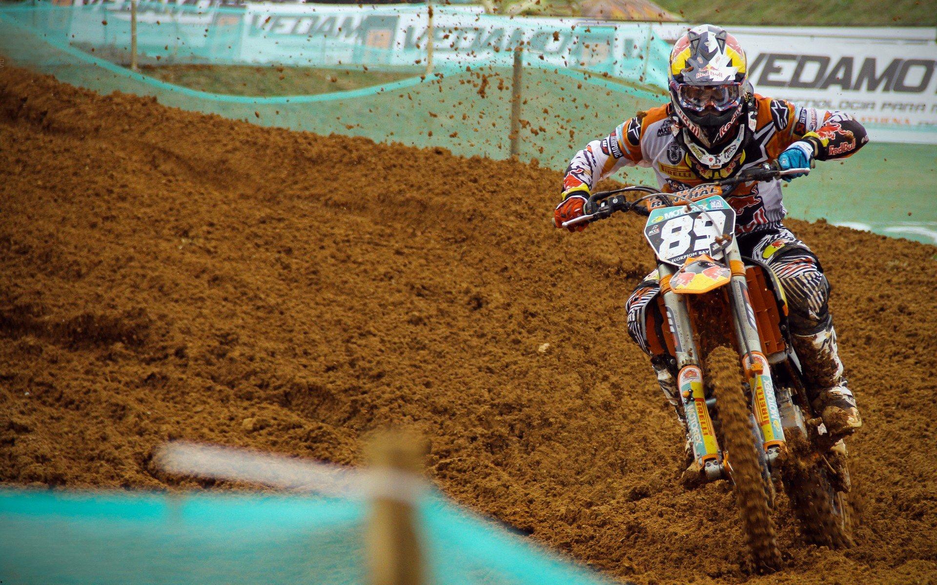 周日西甲焦点战,伯纳乌主场霸主迎战客场劲旅塞尔塔